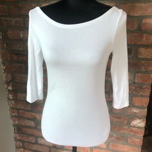 White small 3/4 sleeve Gap top